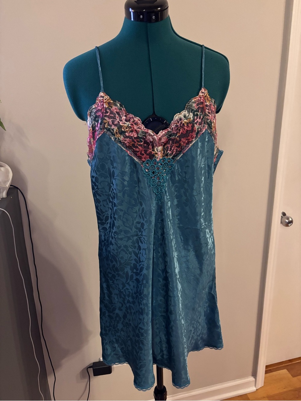 Val Model vintage lingerie dress, large